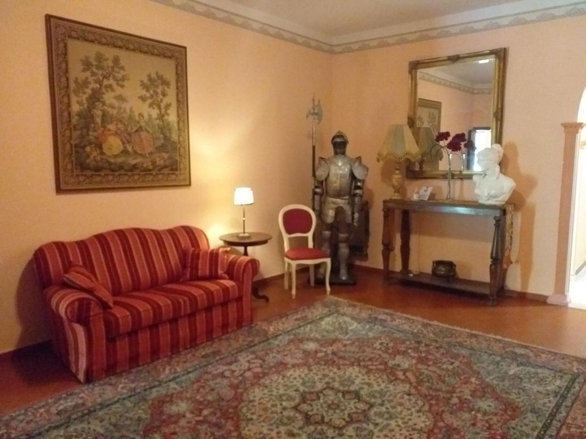 Hotel Monna Lisa Vinci Esterno foto